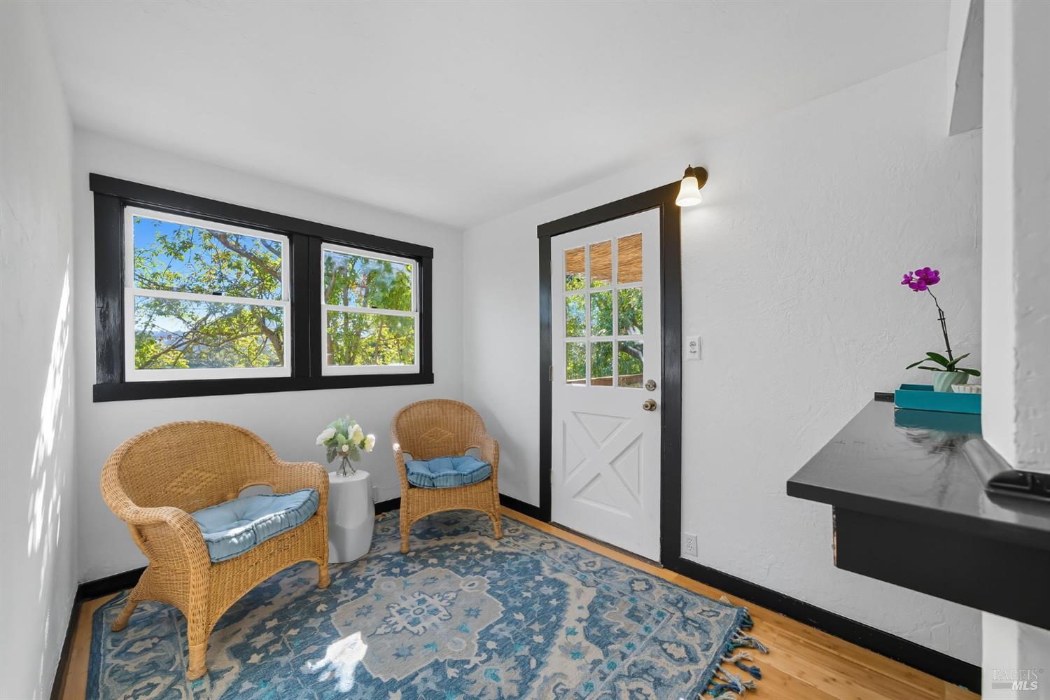 Detail Gallery Image 24 of 43 For 53 Foothill Rd, San Anselmo,  CA 94960 - 3 Beds | 2 Baths