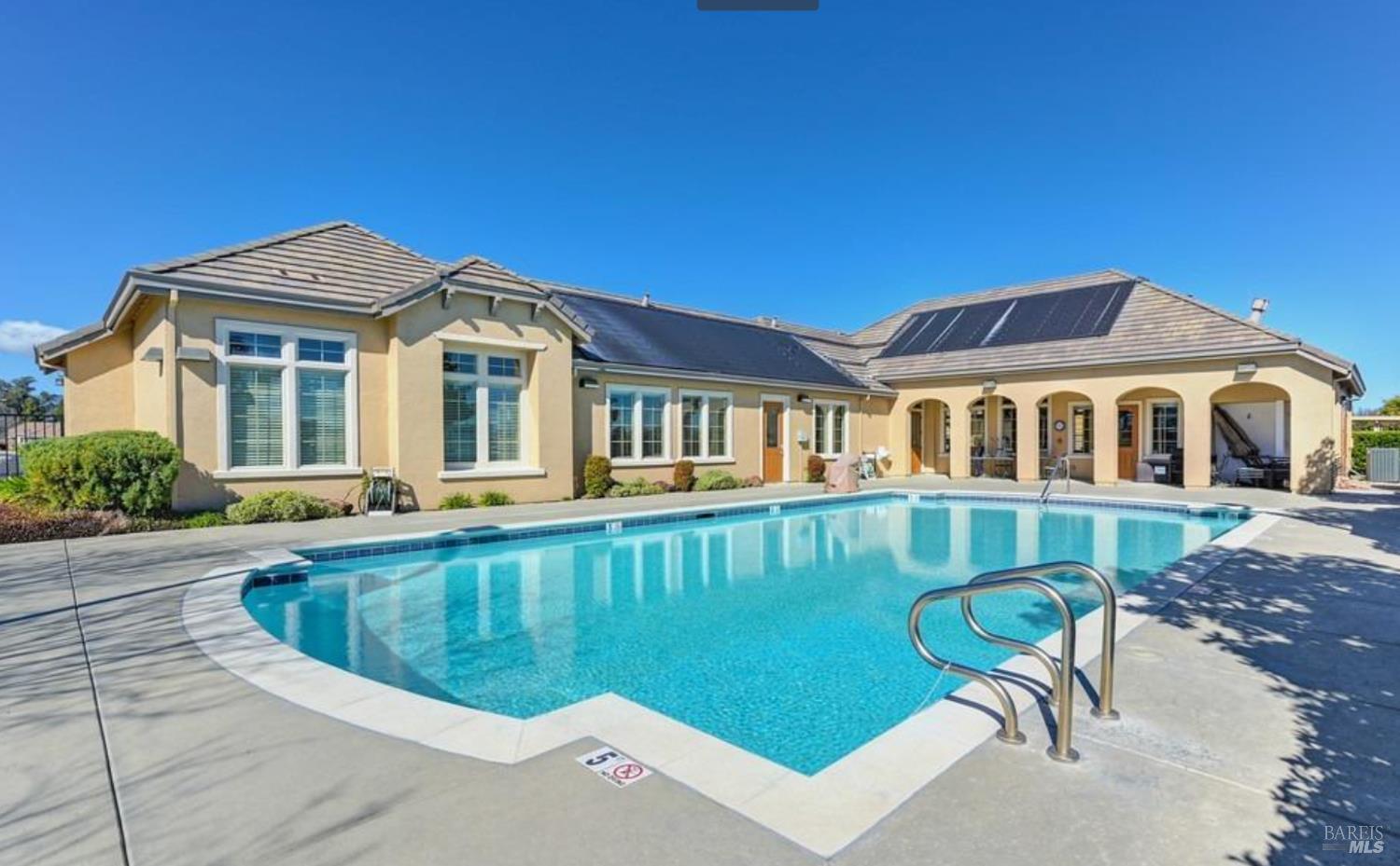 Detail Gallery Image 36 of 44 For 3091 Red Maple Ct, Vacaville,  CA 95687 - 2 Beds | 2 Baths