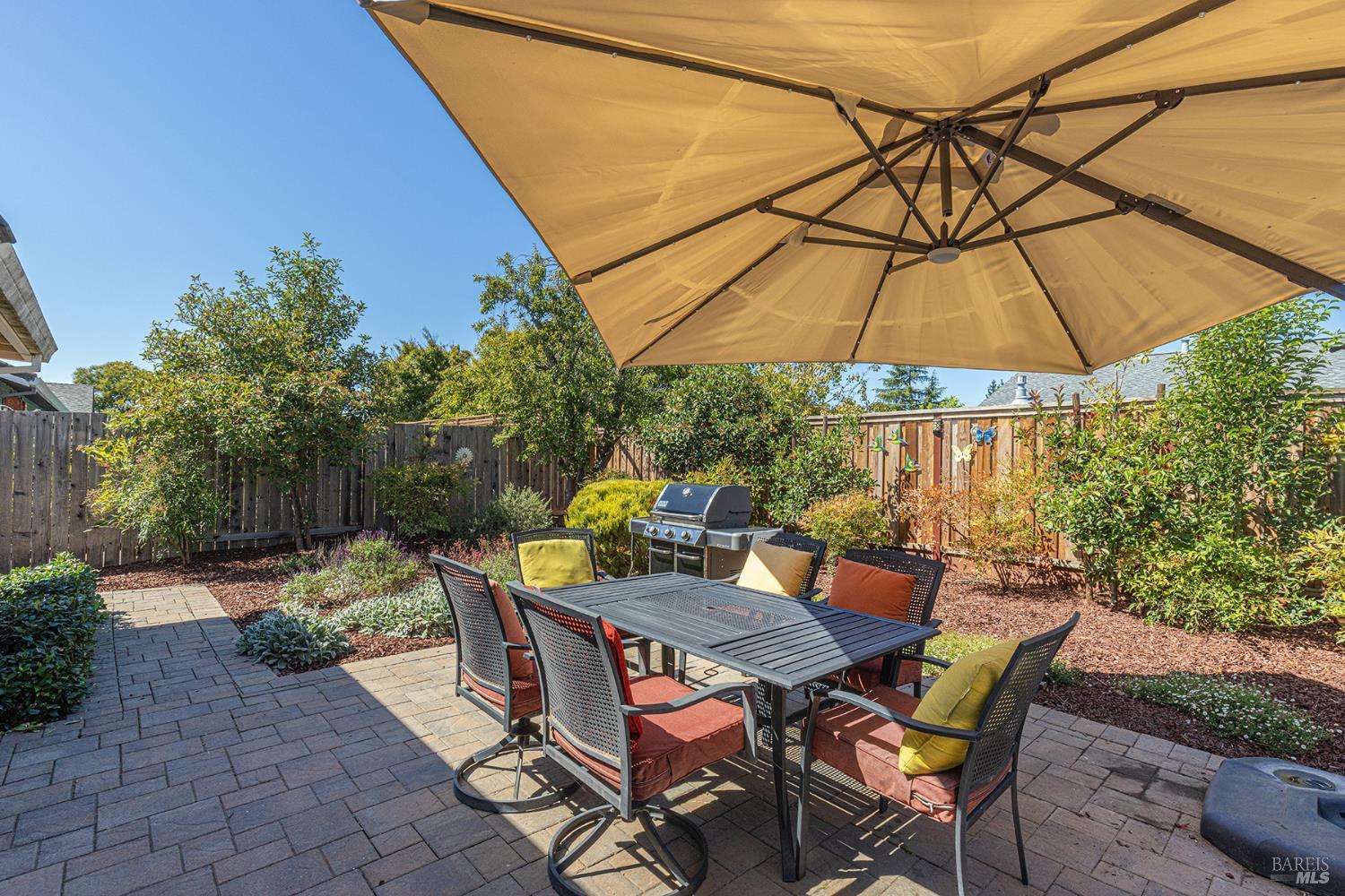 Detail Gallery Image 35 of 50 For 1627 Juliet Dr, Petaluma,  CA 94954 - 3 Beds | 2 Baths