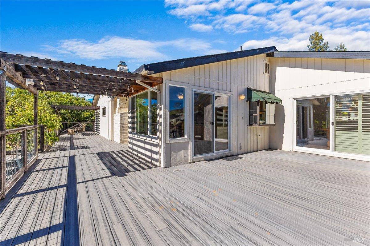 Detail Gallery Image 39 of 60 For 607 Scotland Dr, Santa Rosa,  CA 95409 - 3 Beds | 2/1 Baths