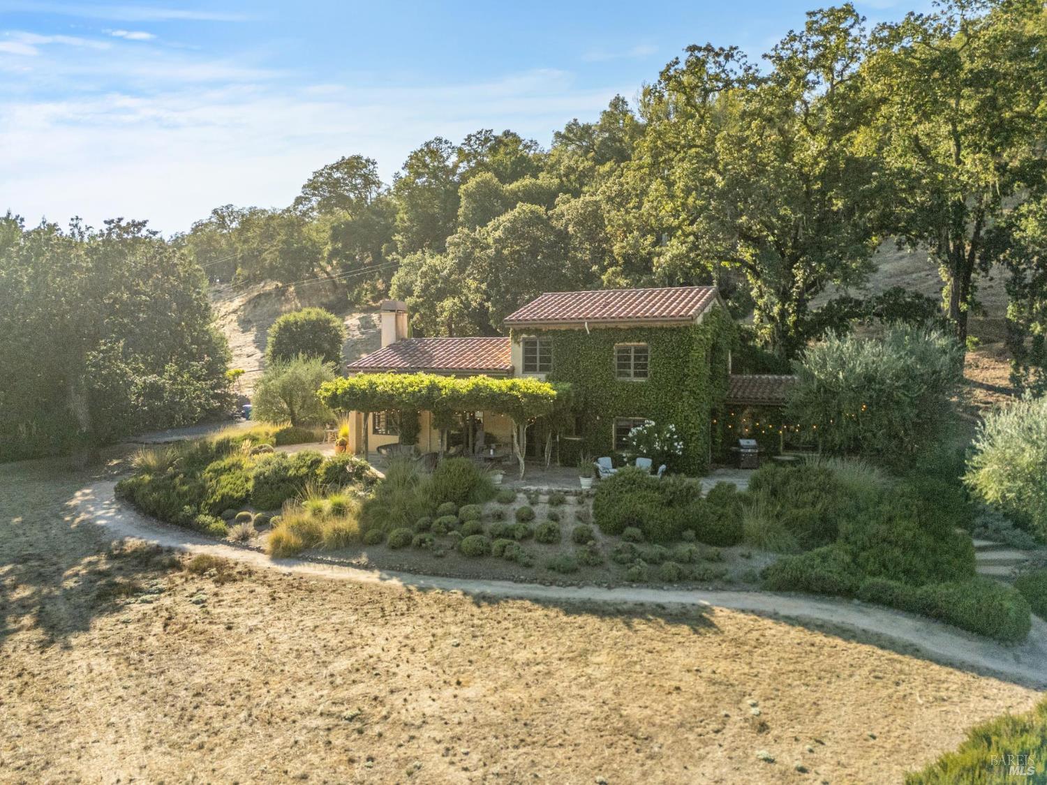 Detail Gallery Image 6 of 65 For 5323 Bennett Valley Ln, Sonoma,  CA 95476 - 3 Beds | 2 Baths