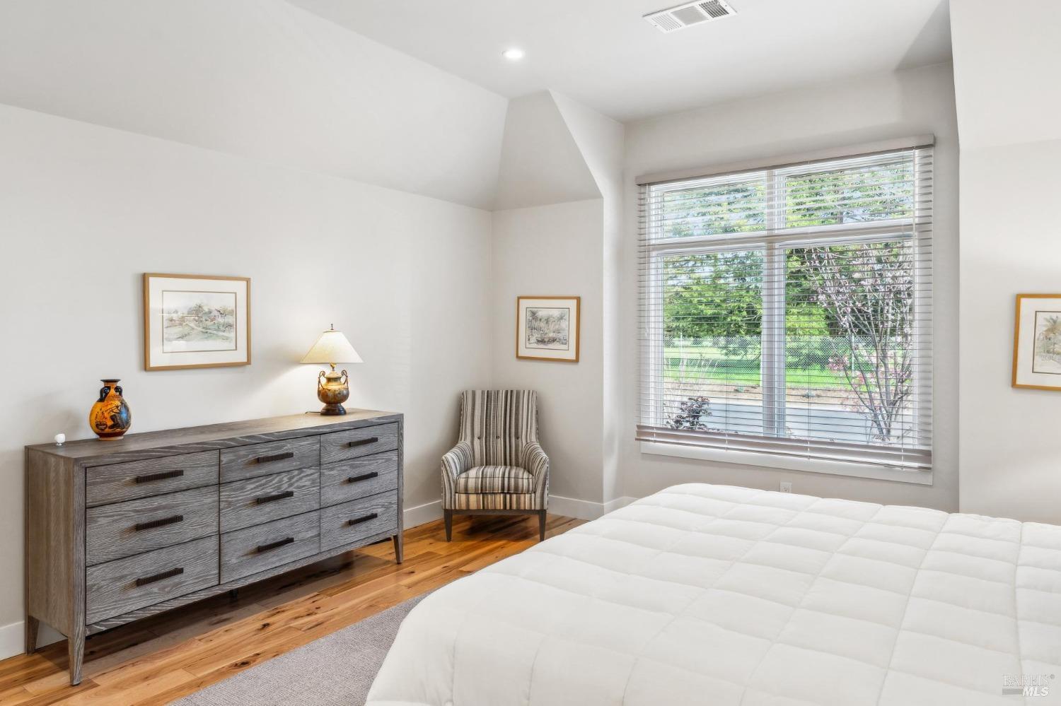 Detail Gallery Image 23 of 31 For 1554 Centennial Cir, Calistoga,  CA 94515 - 3 Beds | 2/1 Baths