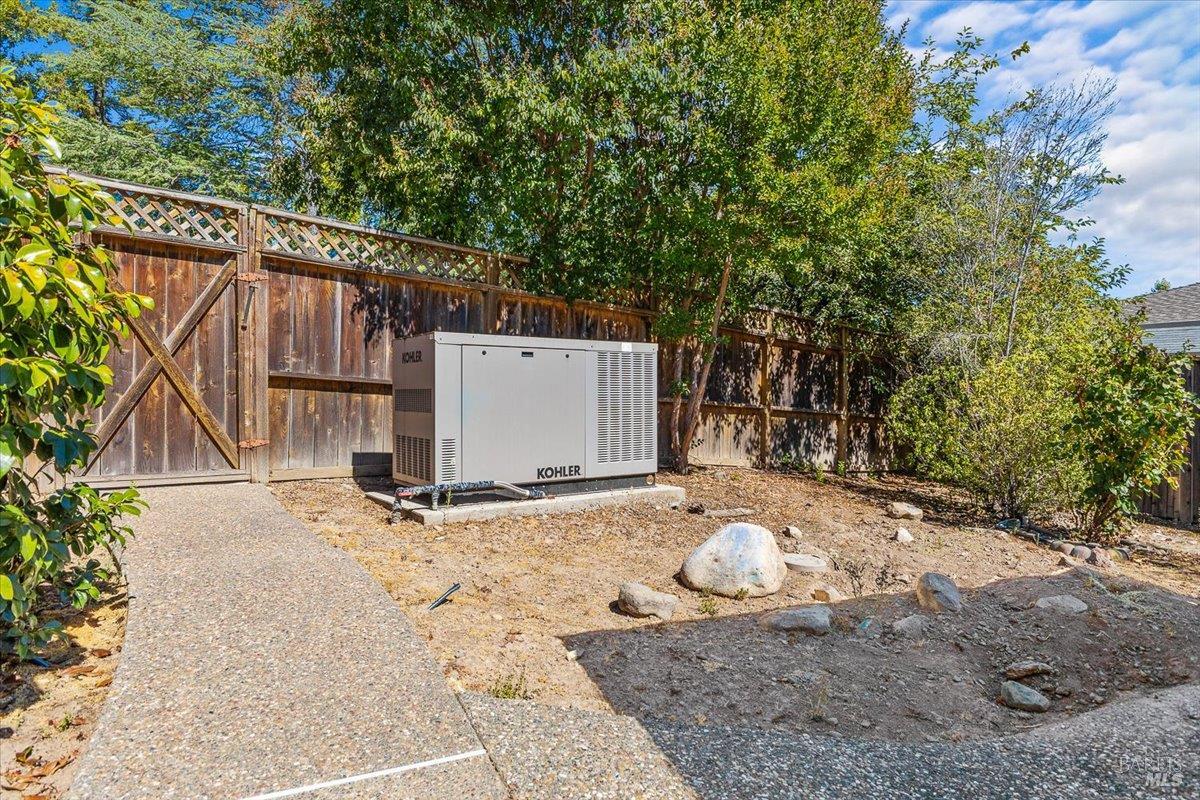 Detail Gallery Image 47 of 60 For 607 Scotland Dr, Santa Rosa,  CA 95409 - 3 Beds | 2/1 Baths