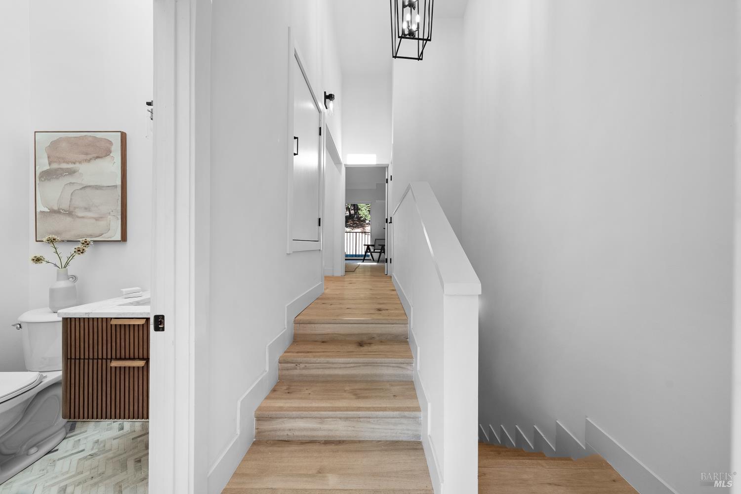 Detail Gallery Image 41 of 47 For 4 Ace Ct, Fairfax,  CA 94930 - 2 Beds | 2/1 Baths