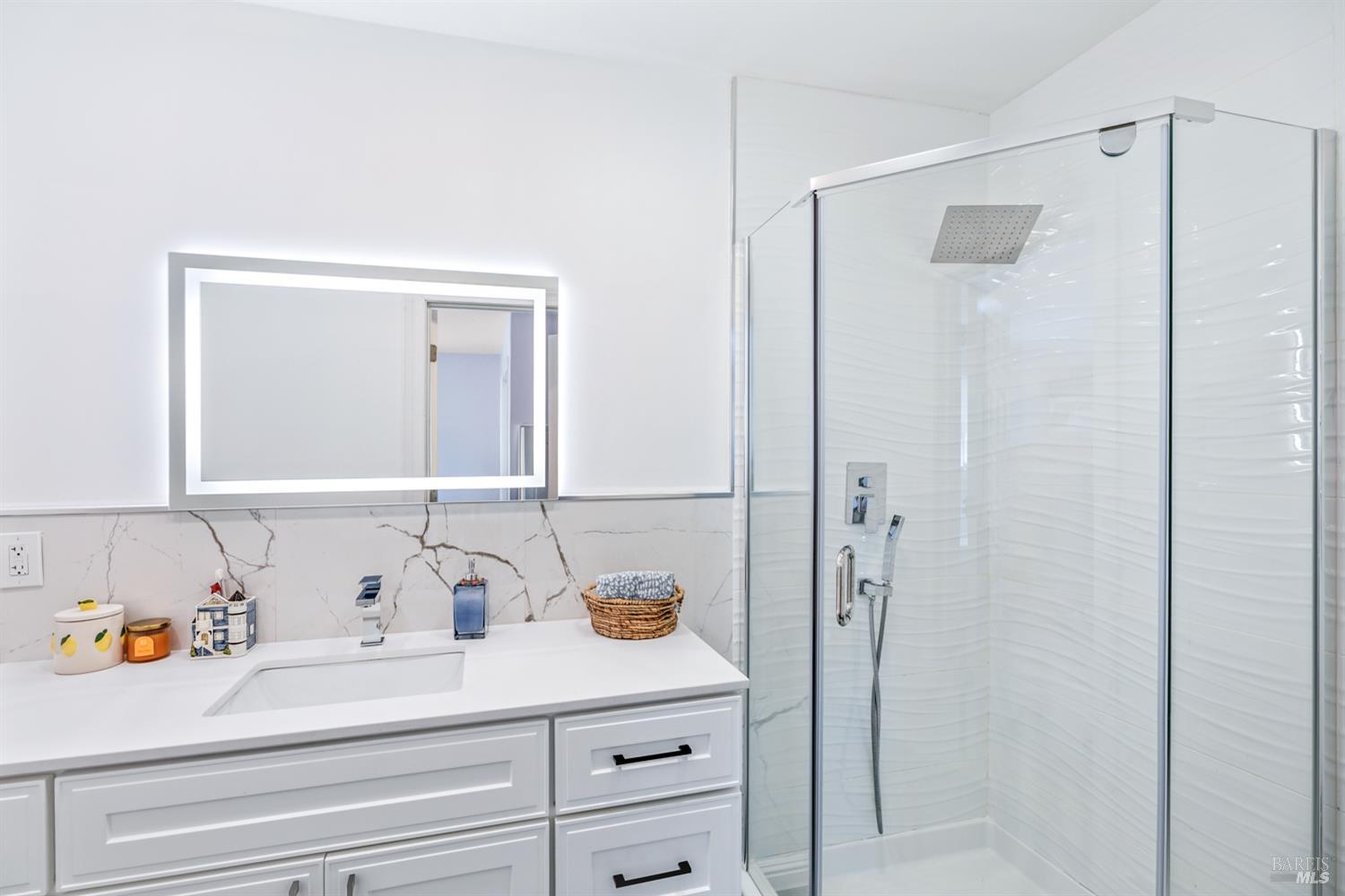 Detail Gallery Image 19 of 51 For 2131 W Pueblo Ave, Napa,  CA 94558 - 3 Beds | 2 Baths
