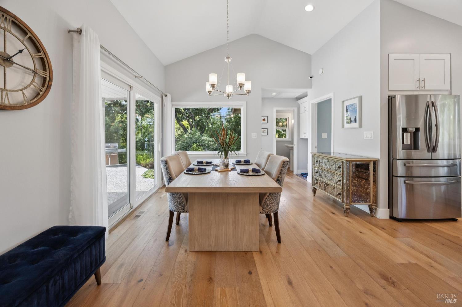 Detail Gallery Image 12 of 42 For 517 La Gonda Way, Danville,  CA 94526 - 4 Beds | 2/1 Baths