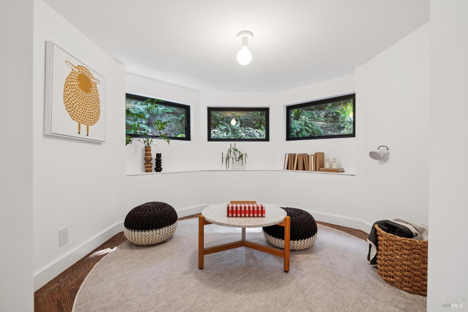 Detail Gallery Image 62 of 91 For 28 Marsh Dr, Mill Valley,  CA 94941 - 6 Beds | 4/1 Baths