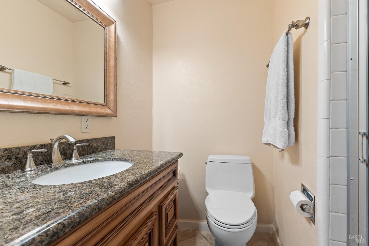 Detail Gallery Image 30 of 58 For 3333 Miraloma Dr, Santa Rosa,  CA 95404 - 4 Beds | 5/1 Baths
