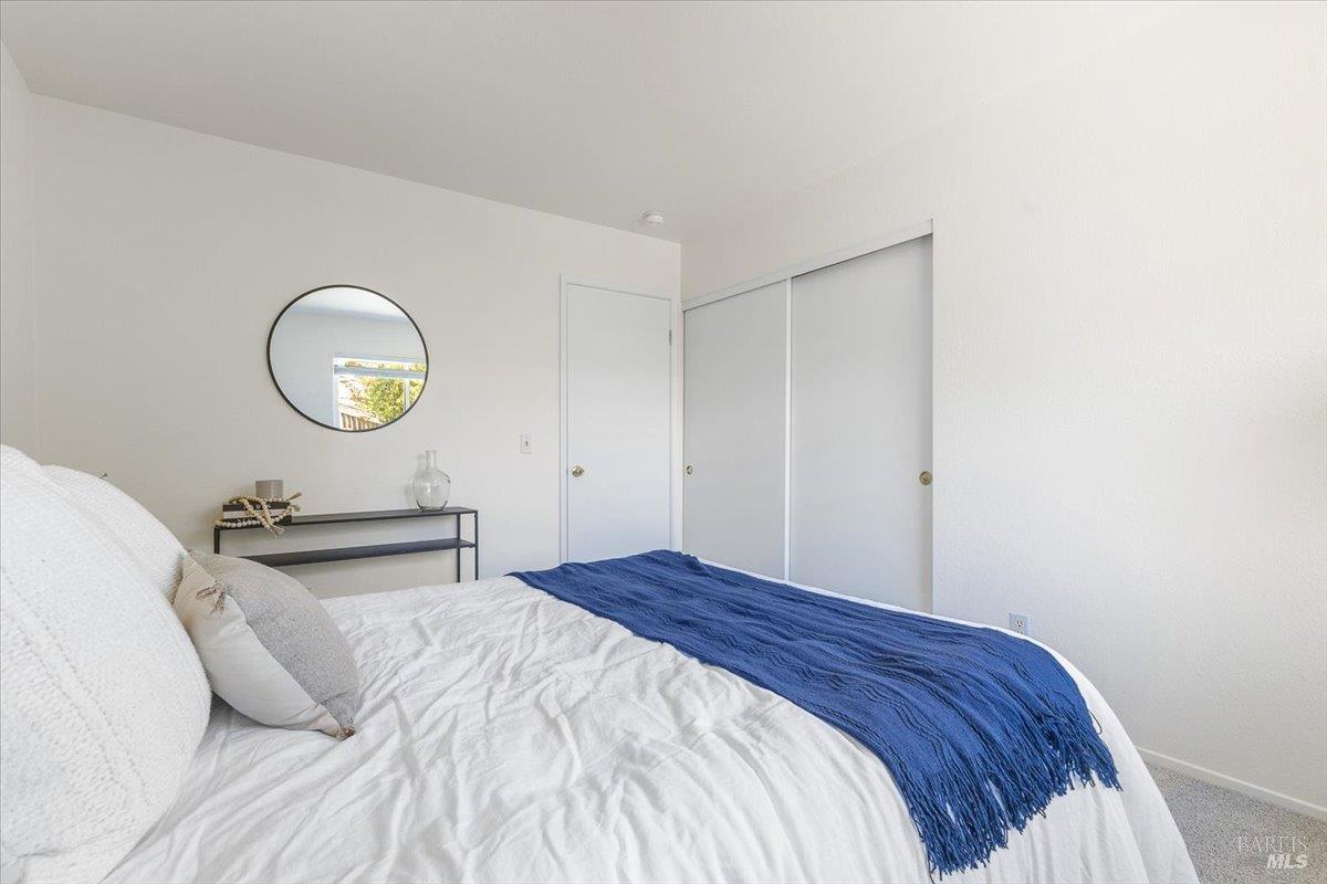Detail Gallery Image 33 of 60 For 607 Scotland Dr, Santa Rosa,  CA 95409 - 3 Beds | 2/1 Baths