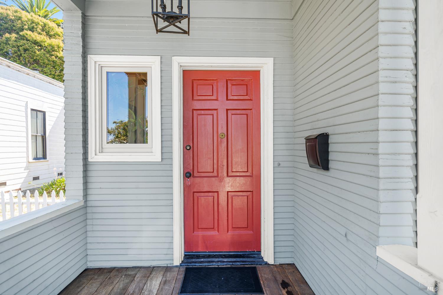 Detail Gallery Image 4 of 30 For 717 Ohio St, Vallejo,  CA 94590 - 2 Beds | 1 Baths