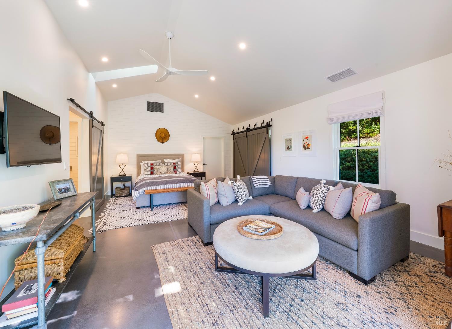 Detail Gallery Image 37 of 55 For 6317 W Dry Creek Rd, Healdsburg,  CA 95448 - 3 Beds | 3/1 Baths