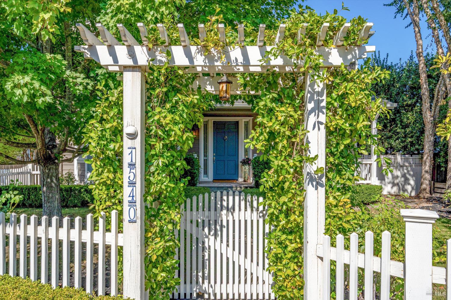 Detail Gallery Image 56 of 61 For 1540 Allyn Ave, Saint Helena,  CA 94574 - 4 Beds | 3 Baths