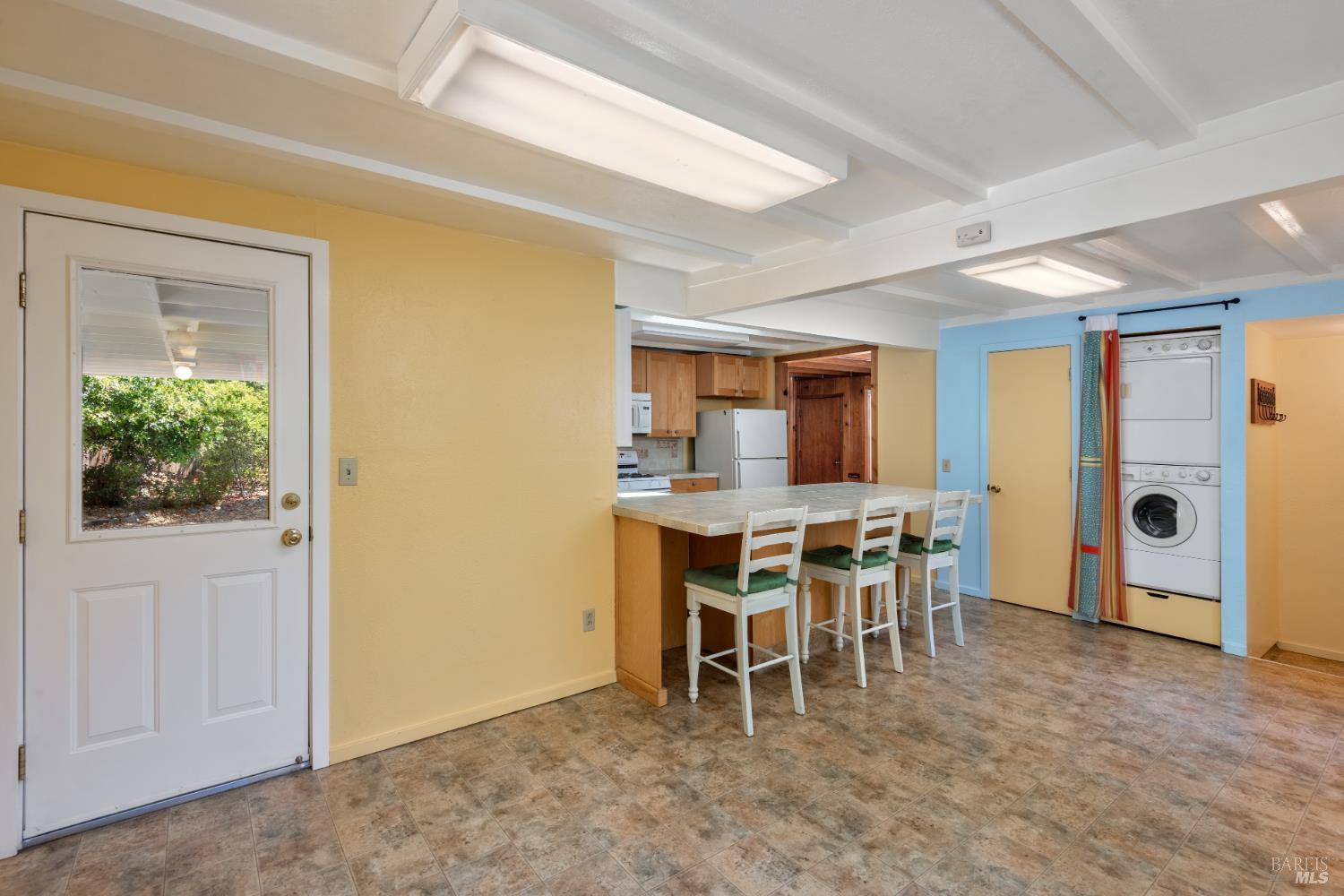 Detail Gallery Image 15 of 30 For 325 Lomitas Ln, Santa Rosa,  CA 95404 - 2 Beds | 1 Baths