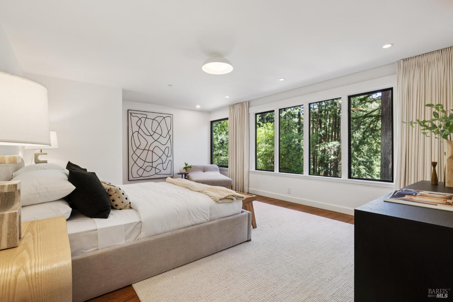 Detail Gallery Image 41 of 91 For 28 Marsh Dr, Mill Valley,  CA 94941 - 6 Beds | 4/1 Baths
