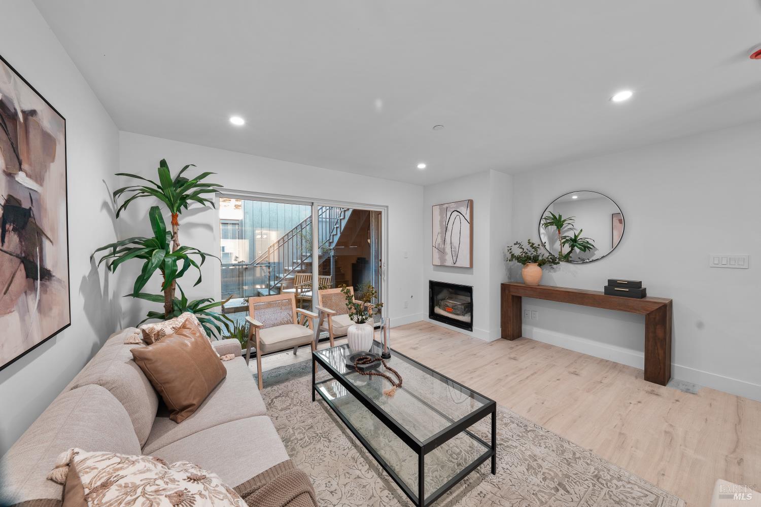 Detail Gallery Image 38 of 47 For 4 Ace Ct, Fairfax,  CA 94930 - 2 Beds | 2/1 Baths