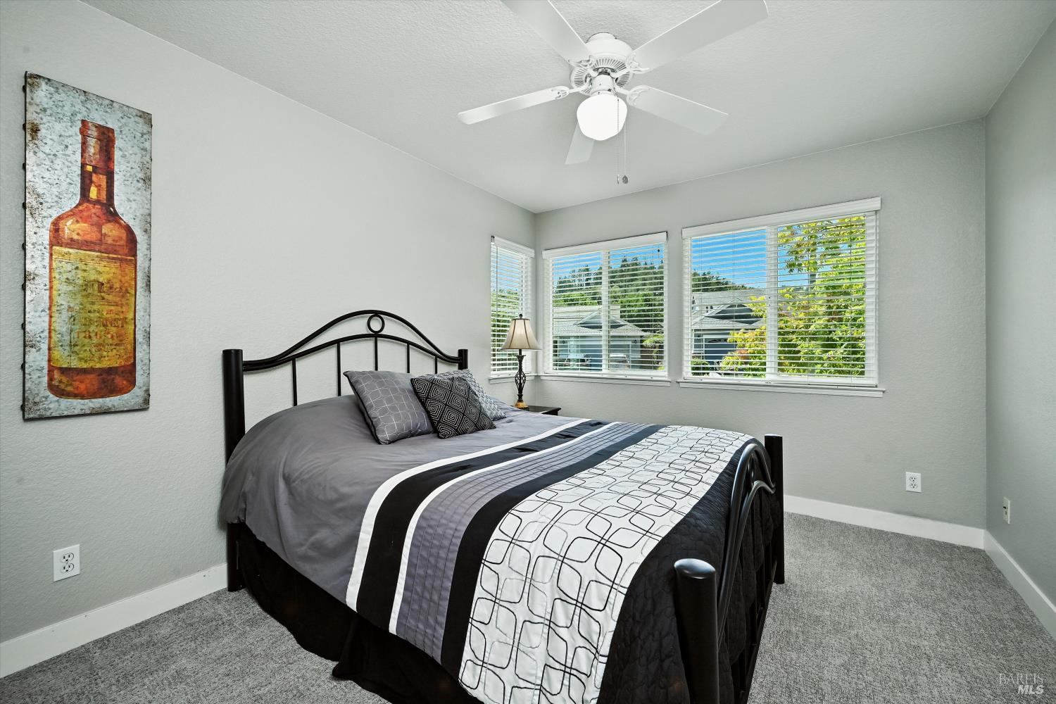 Detail Gallery Image 16 of 32 For 462 Riesling St, Cloverdale,  CA 95425 - 3 Beds | 2 Baths