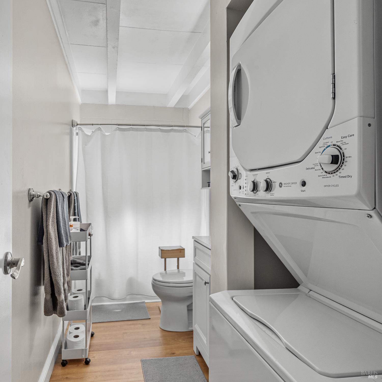 Detail Gallery Image 24 of 27 For 19 Belle Ave, San Anselmo,  CA 94960 - – Beds | – Baths