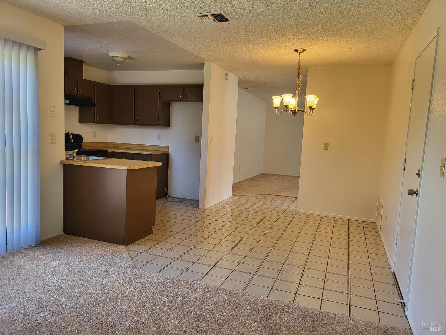 Detail Gallery Image 9 of 34 For 1801 Rhine Ct, Fairfield,  CA 94533 - 3 Beds | 2 Baths