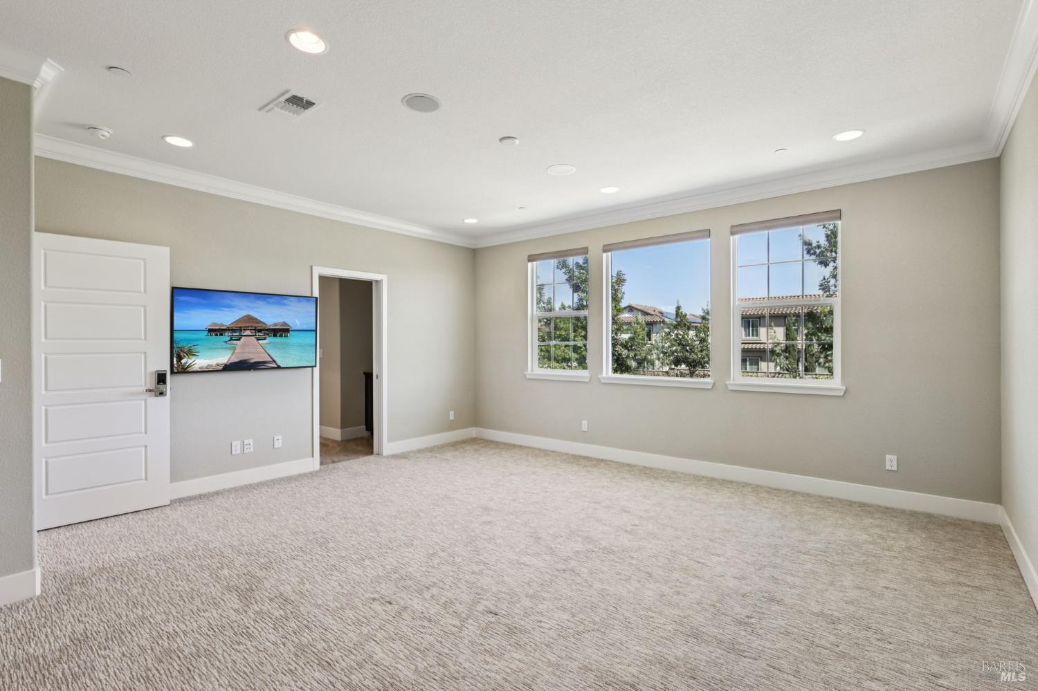 Detail Gallery Image 11 of 33 For 5342 Kelliann Pl, Rohnert Park,  CA 94928 - 4 Beds | 3 Baths