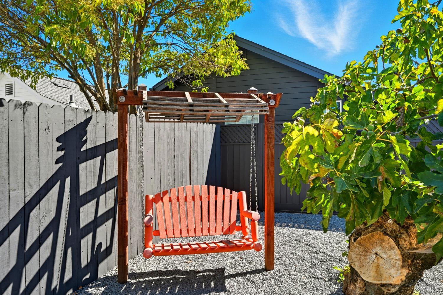 Detail Gallery Image 14 of 25 For 223 Decker St, Santa Rosa,  CA 95401 - – Beds | – Baths