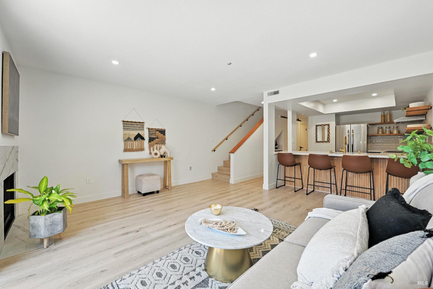 Detail Gallery Image 21 of 38 For 409 North St #7,  Healdsburg,  CA 95448 - 2 Beds | 1/1 Baths