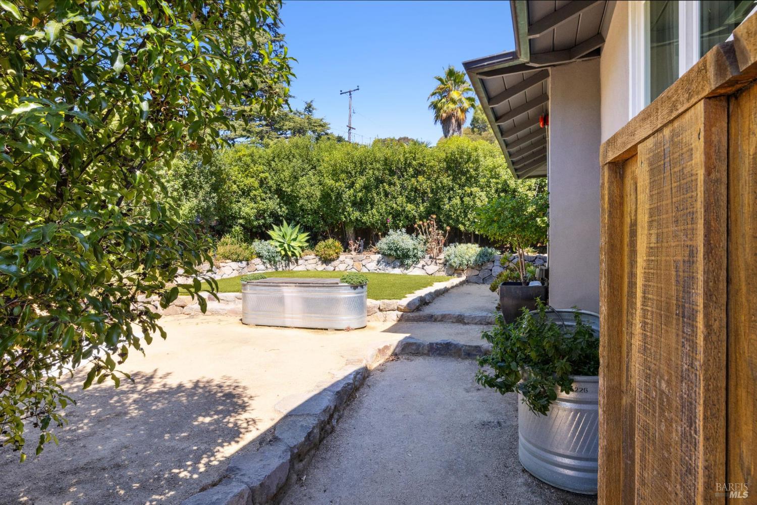 Detail Gallery Image 78 of 91 For 34 Broadview Dr, San Rafael,  CA 94901 - 4 Beds | 4 Baths