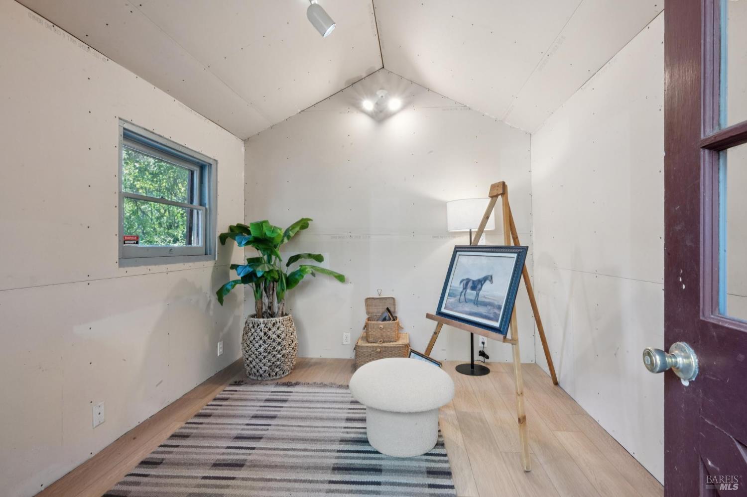 Detail Gallery Image 39 of 52 For 19108 Bay St, El Verano,  CA 95476 - 1 Beds | 1 Baths