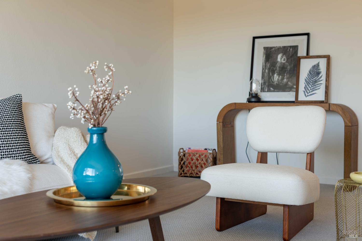 Detail Gallery Image 29 of 34 For 125 Sylvia Way, San Rafael,  CA 94903 - 3 Beds | 2/1 Baths
