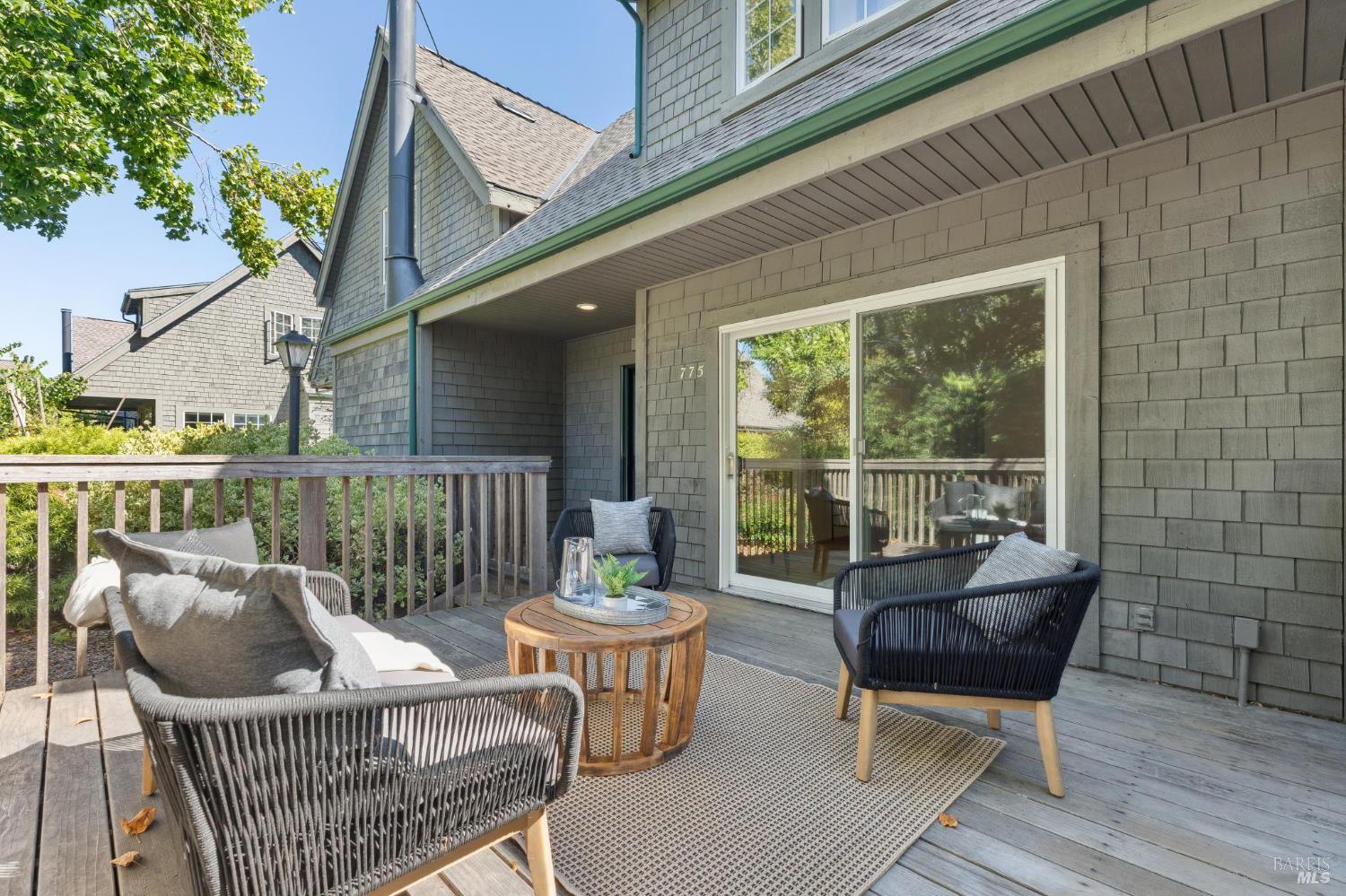 Detail Gallery Image 2 of 52 For 775 Miller Ave, Mill Valley,  CA 94941 - 1 Beds | 1 Baths