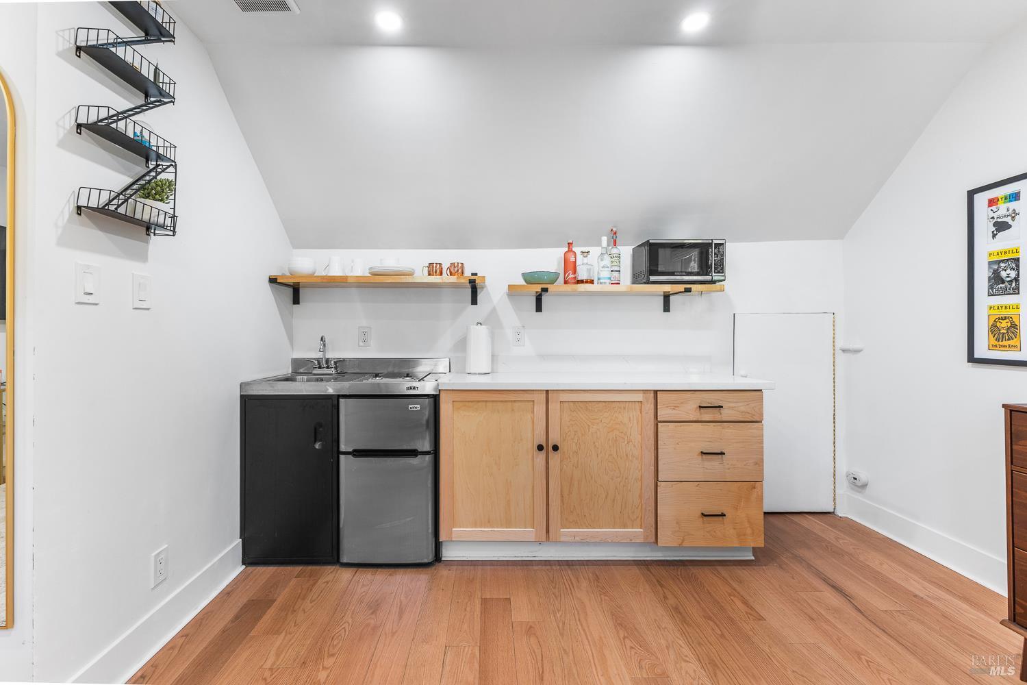 Detail Gallery Image 38 of 58 For 3333 Miraloma Dr, Santa Rosa,  CA 95404 - 4 Beds | 5/1 Baths
