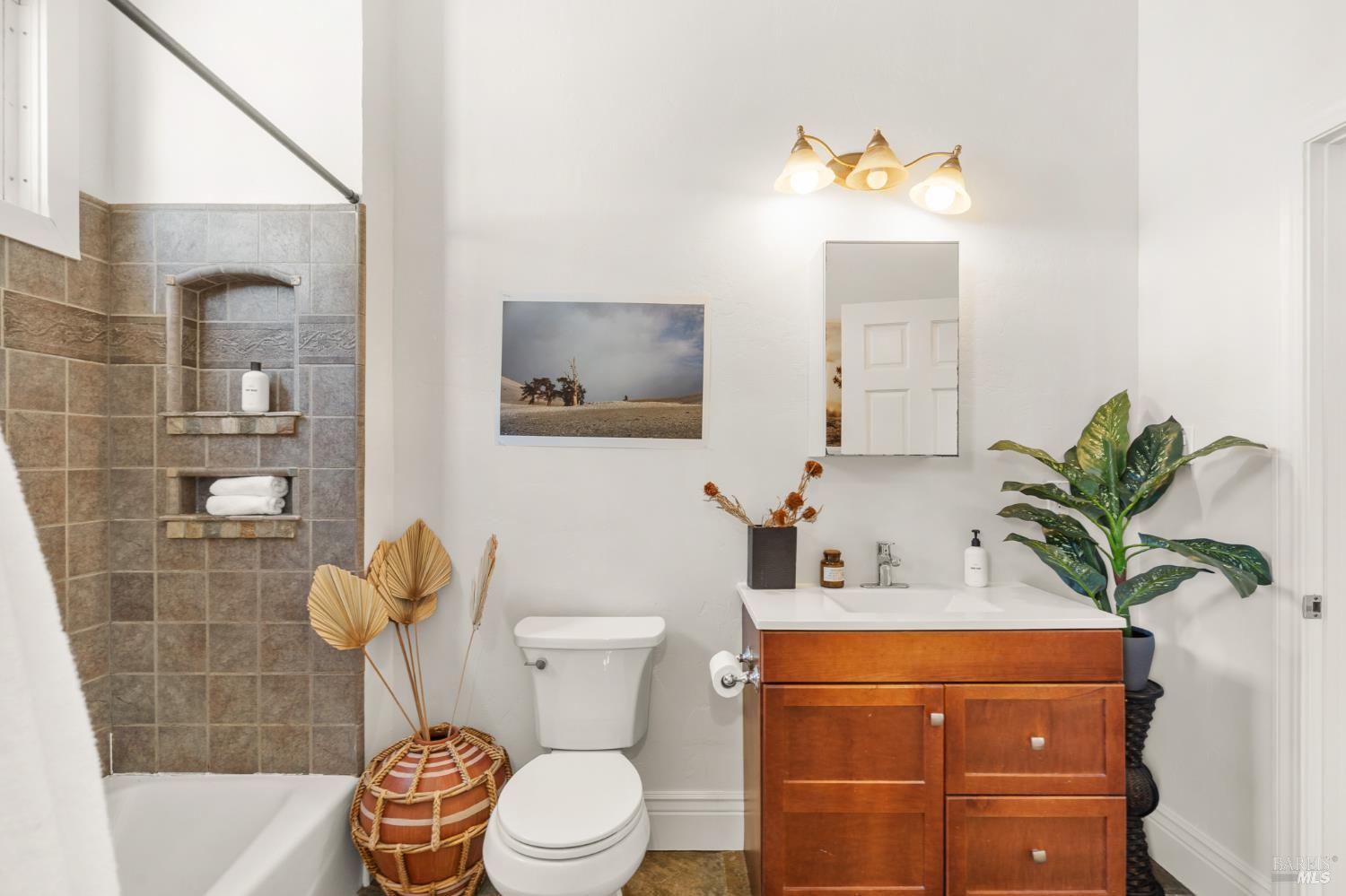 Detail Gallery Image 23 of 30 For 717 Ohio St, Vallejo,  CA 94590 - 2 Beds | 1 Baths