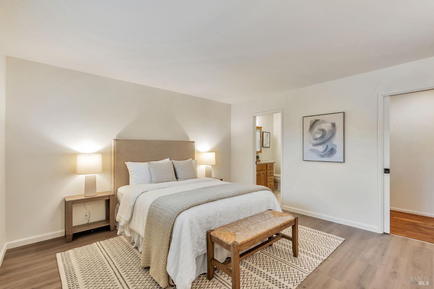 Detail Gallery Image 20 of 41 For 8 Riviera Pl, San Rafael,  CA 94901 - 3 Beds | 2 Baths