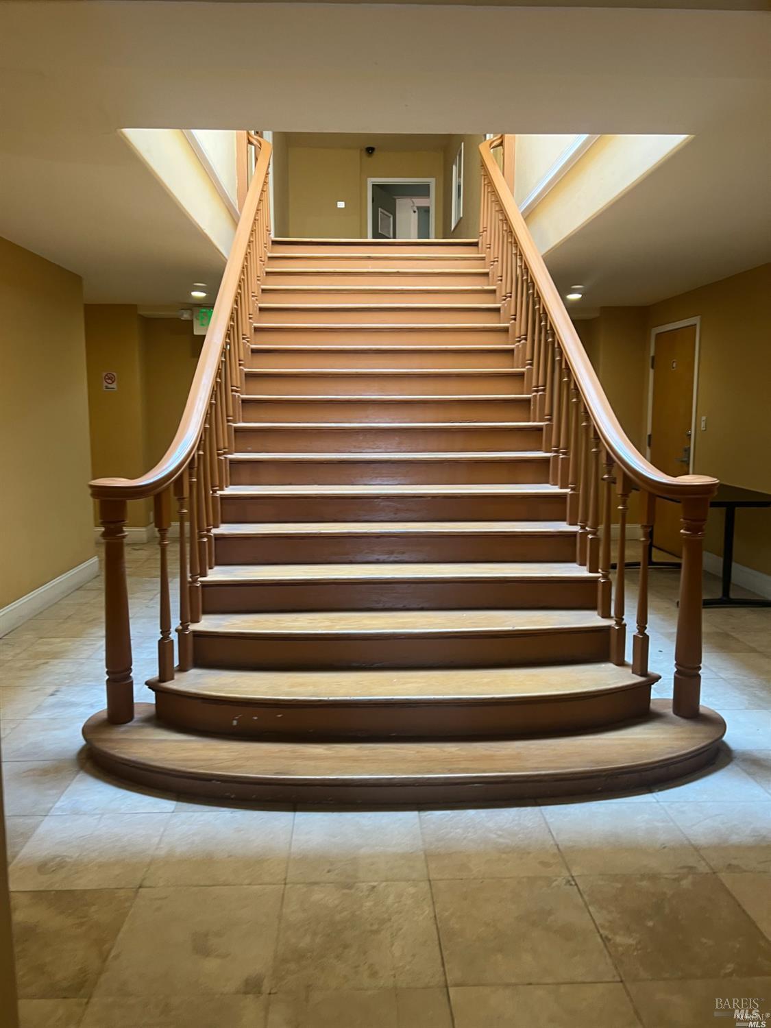 Detail Gallery Image 2 of 19 For 1029 Tennessee St, Vallejo,  CA 94590 - – Beds | – Baths