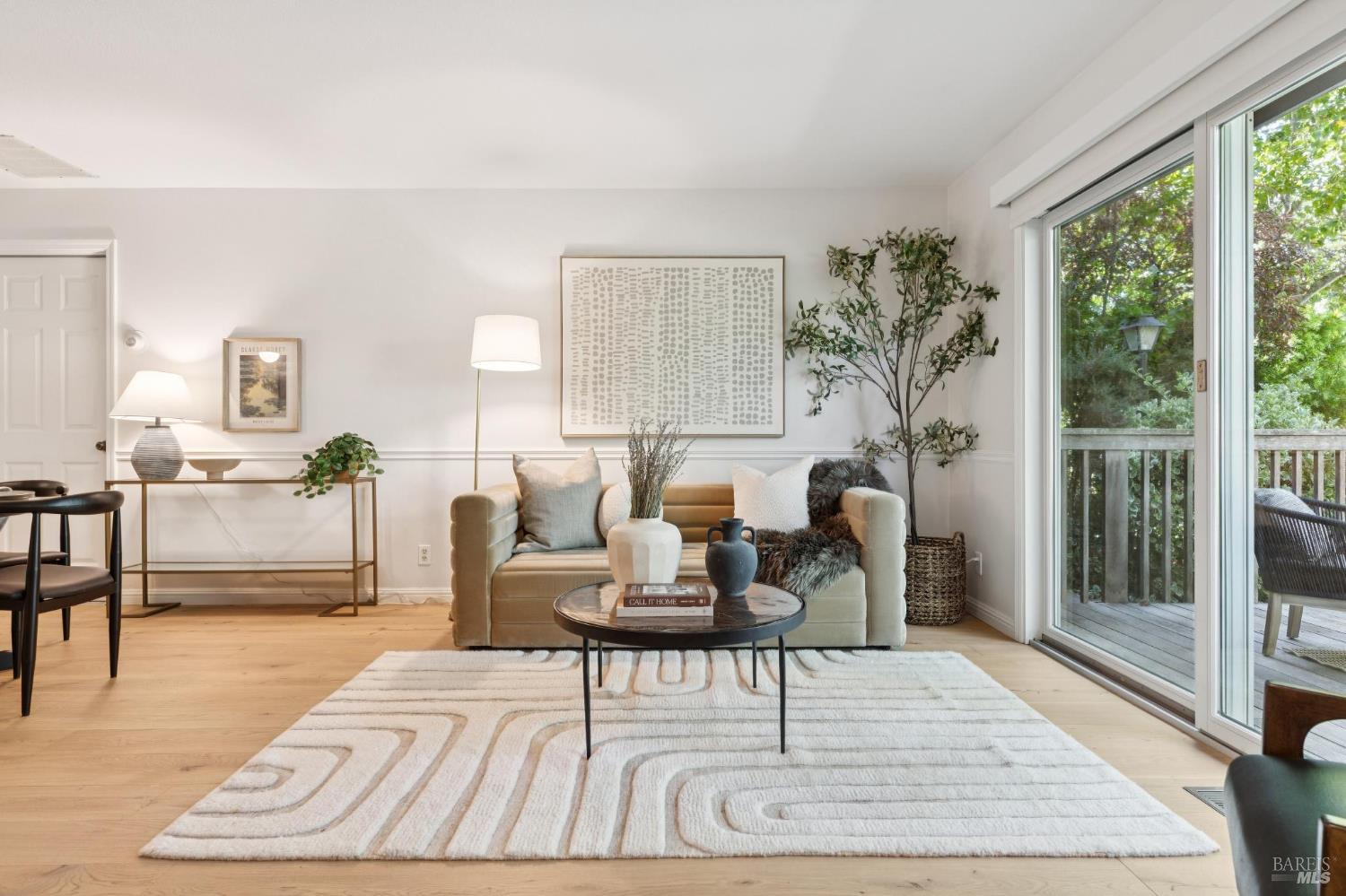 Detail Gallery Image 9 of 52 For 775 Miller Ave, Mill Valley,  CA 94941 - 1 Beds | 1 Baths