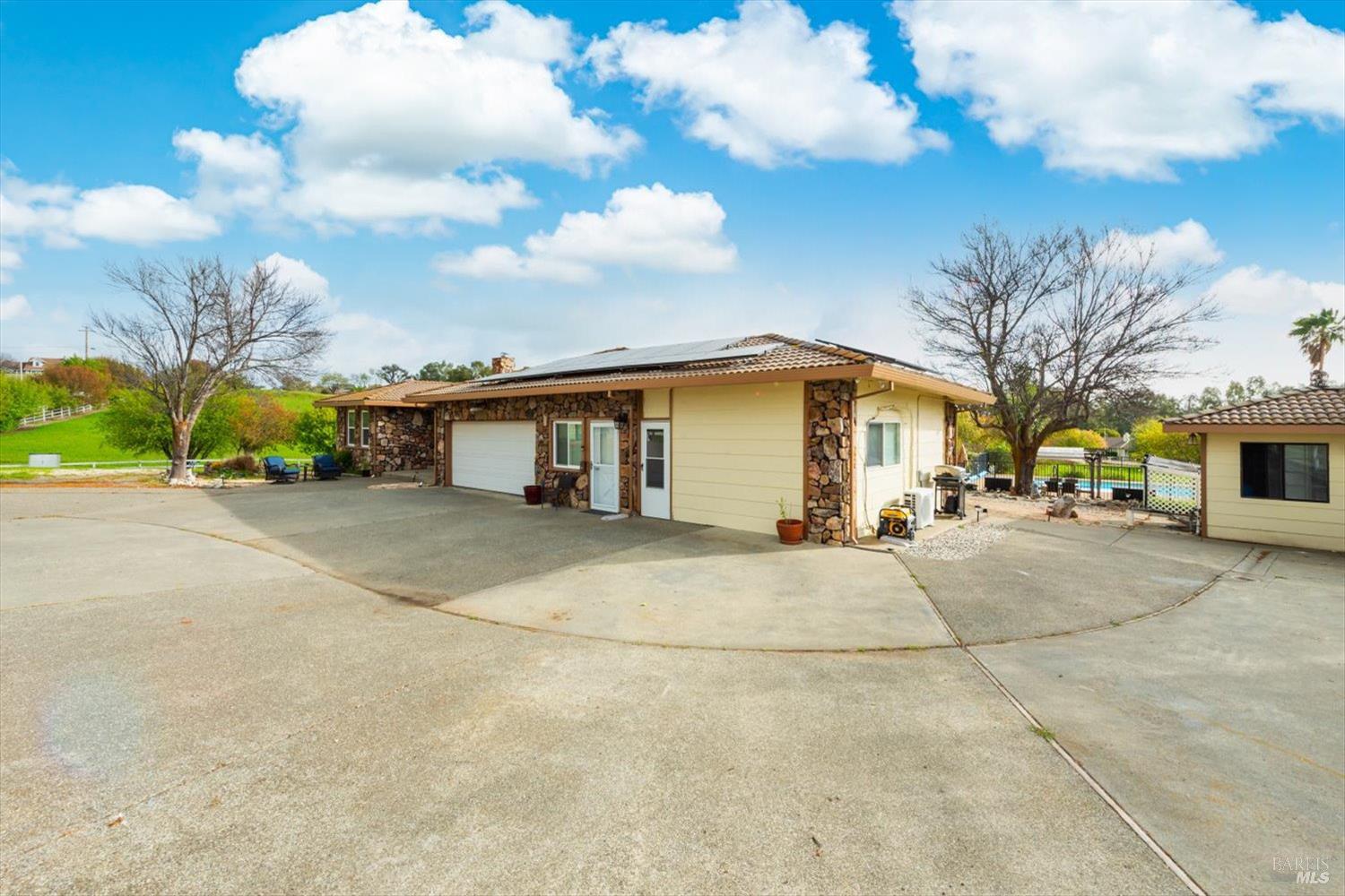 Detail Gallery Image 63 of 99 For 4265 Summerwood Ct, Vacaville,  CA 95688 - 4 Beds | 3/1 Baths