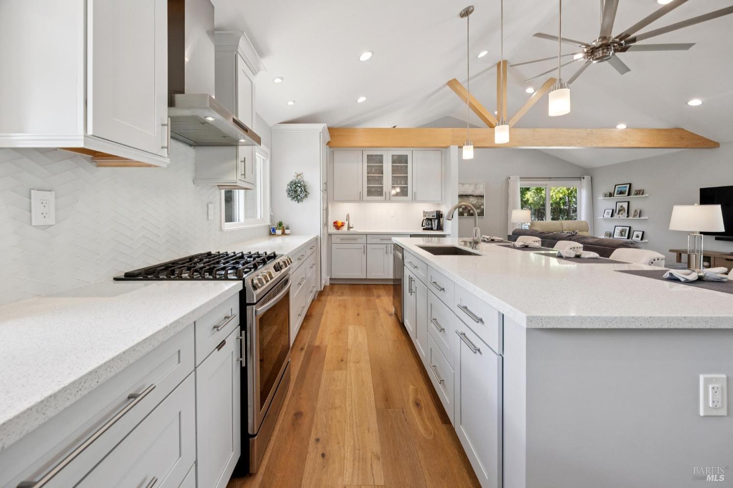 Detail Gallery Image 8 of 42 For 517 La Gonda Way, Danville,  CA 94526 - 4 Beds | 2/1 Baths