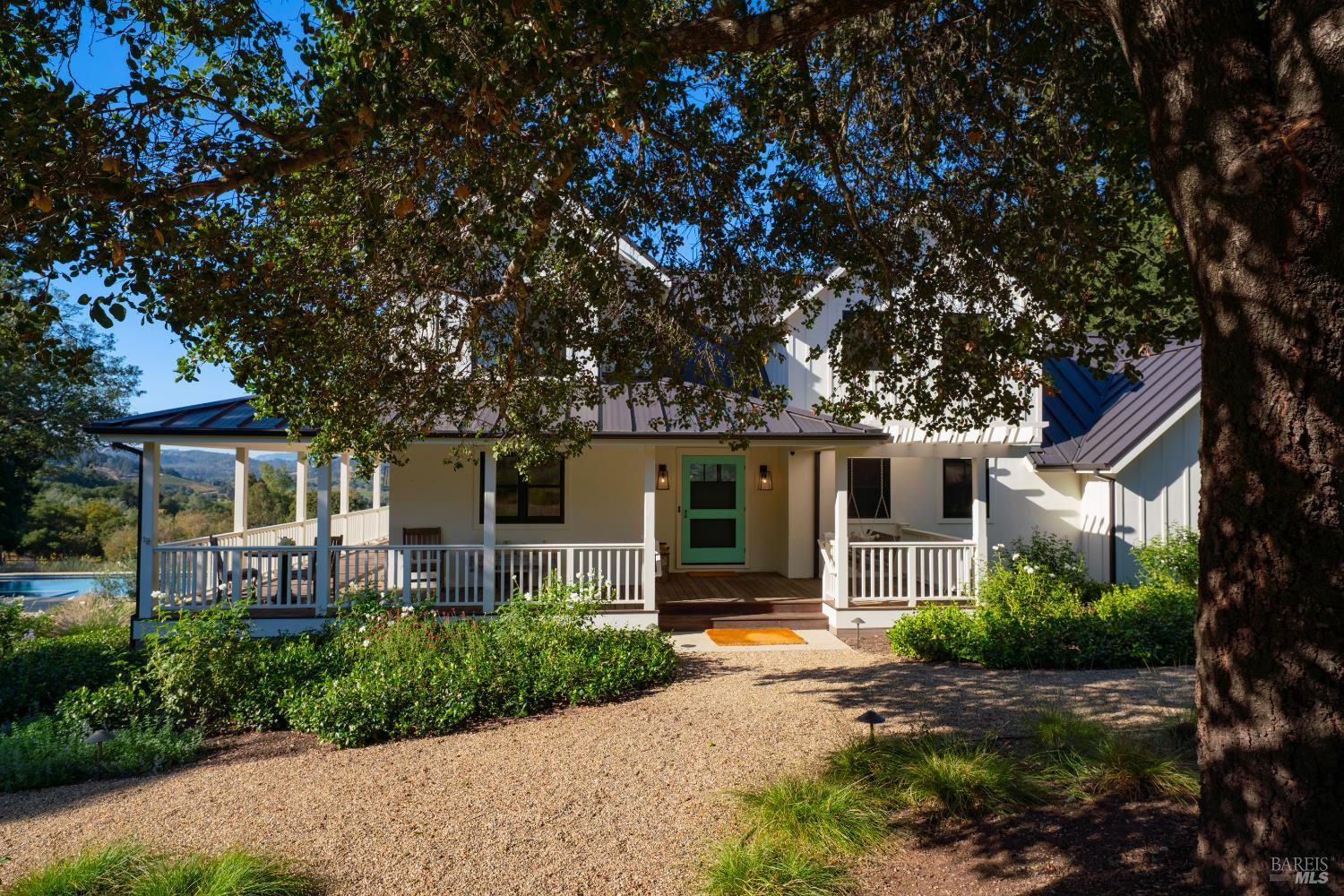 Detail Gallery Image 4 of 55 For 6317 W Dry Creek Rd, Healdsburg,  CA 95448 - 3 Beds | 3/1 Baths