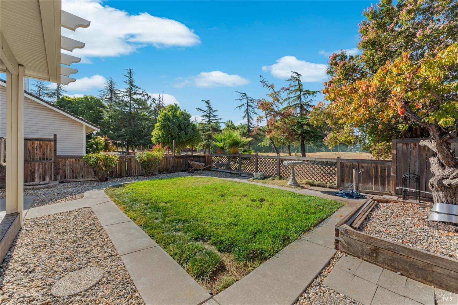 Detail Gallery Image 41 of 49 For 107 Inyo Ct, Vacaville,  CA 95687 - 3 Beds | 2 Baths