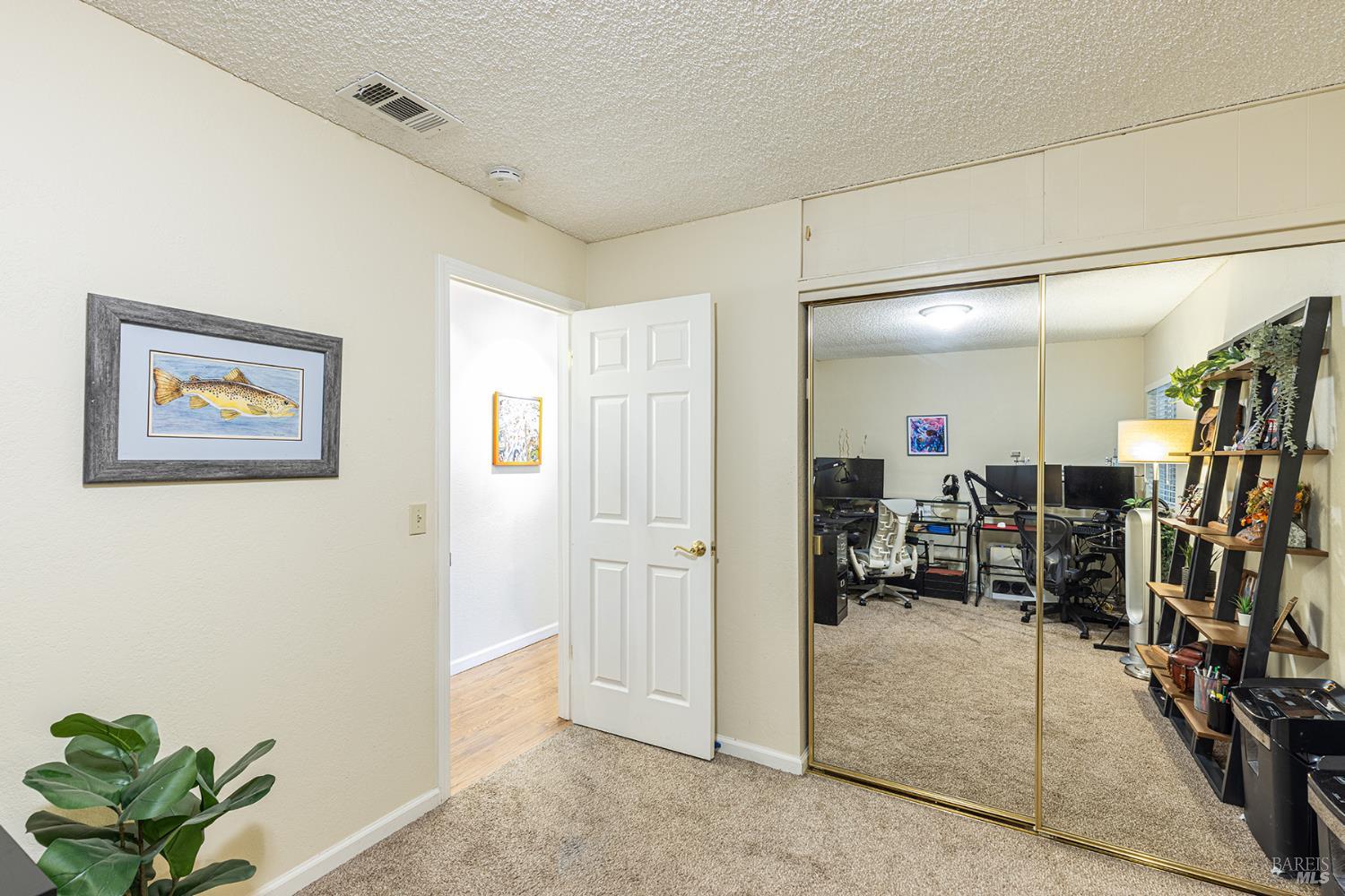 Detail Gallery Image 32 of 50 For 1627 Juliet Dr, Petaluma,  CA 94954 - 3 Beds | 2 Baths