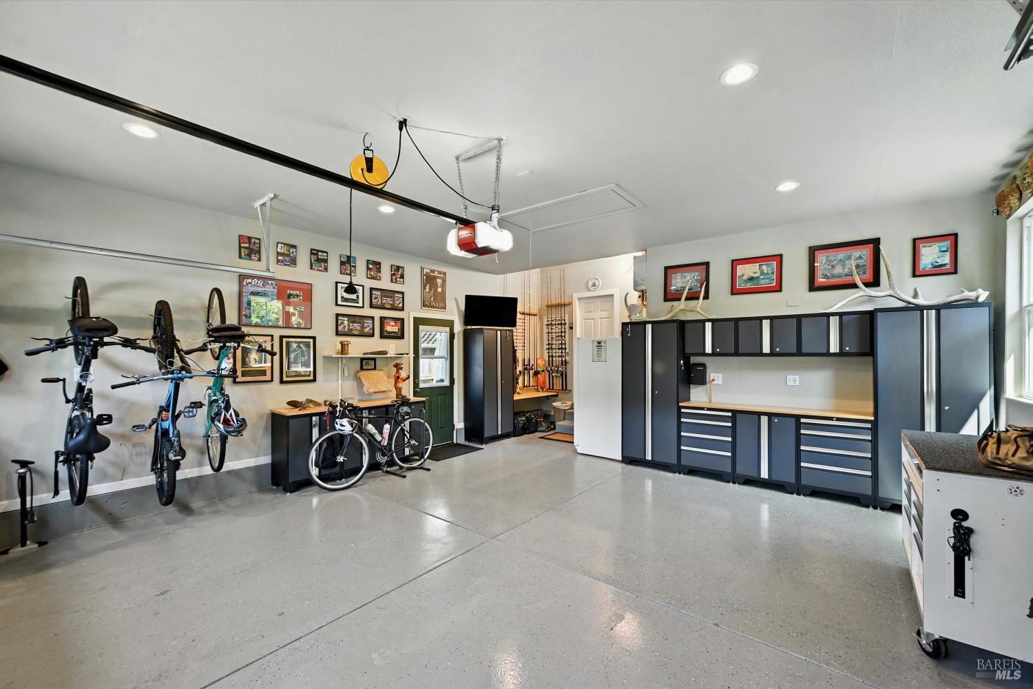 Detail Gallery Image 20 of 32 For 462 Riesling St, Cloverdale,  CA 95425 - 3 Beds | 2 Baths