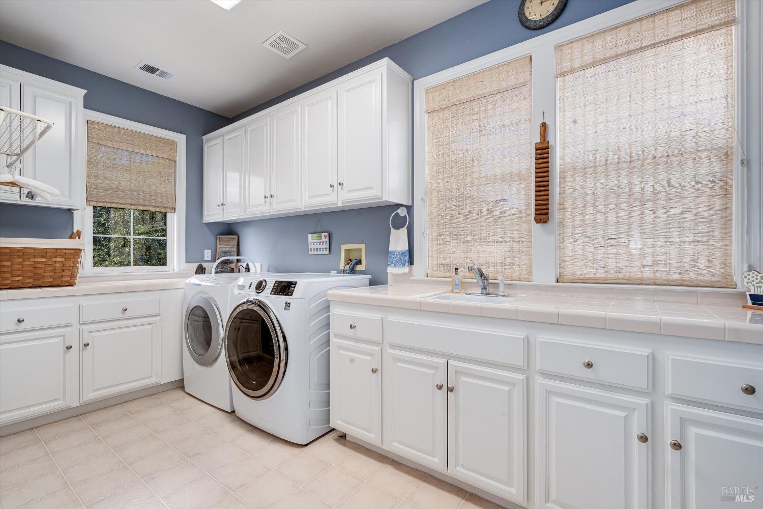 Detail Gallery Image 45 of 61 For 1540 Allyn Ave, Saint Helena,  CA 94574 - 4 Beds | 3 Baths