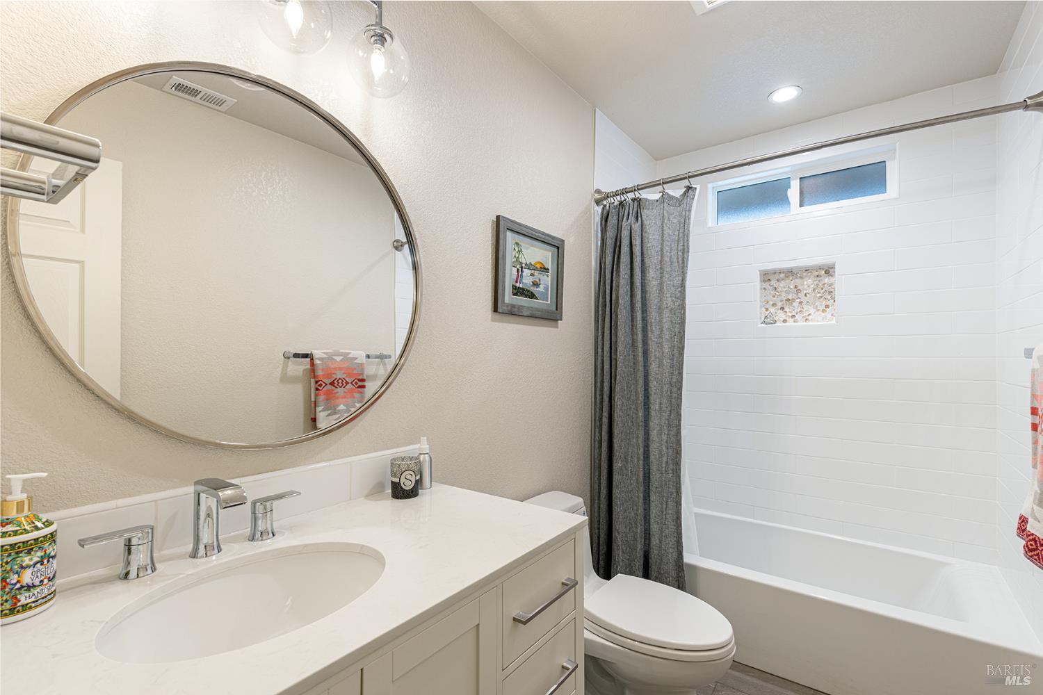 Detail Gallery Image 30 of 50 For 1627 Juliet Dr, Petaluma,  CA 94954 - 3 Beds | 2 Baths