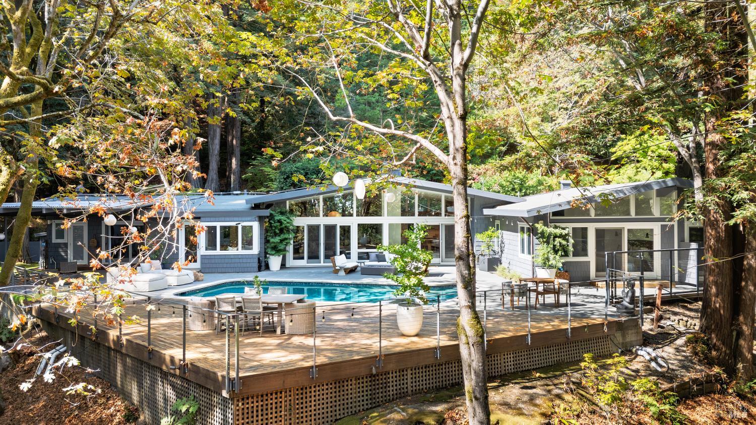 Detail Gallery Image 28 of 53 For 221 S Ridgewood Rd, Kentfield,  CA 94904 - 4 Beds | 3/1 Baths
