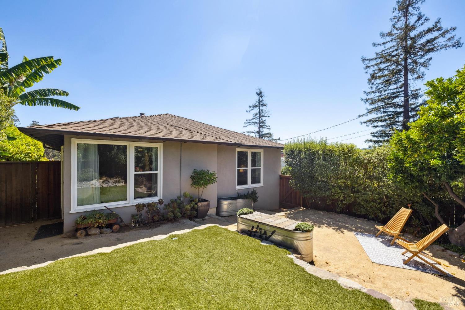 Detail Gallery Image 33 of 91 For 34 Broadview Dr, San Rafael,  CA 94901 - 4 Beds | 4 Baths