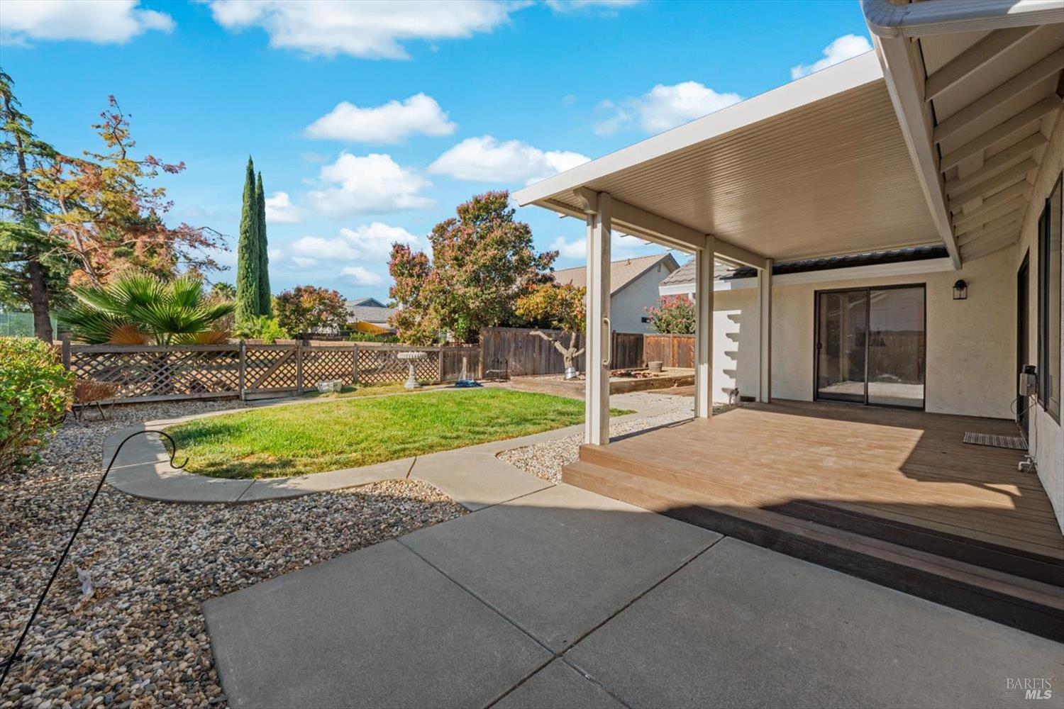 Detail Gallery Image 33 of 49 For 107 Inyo Ct, Vacaville,  CA 95687 - 3 Beds | 2 Baths