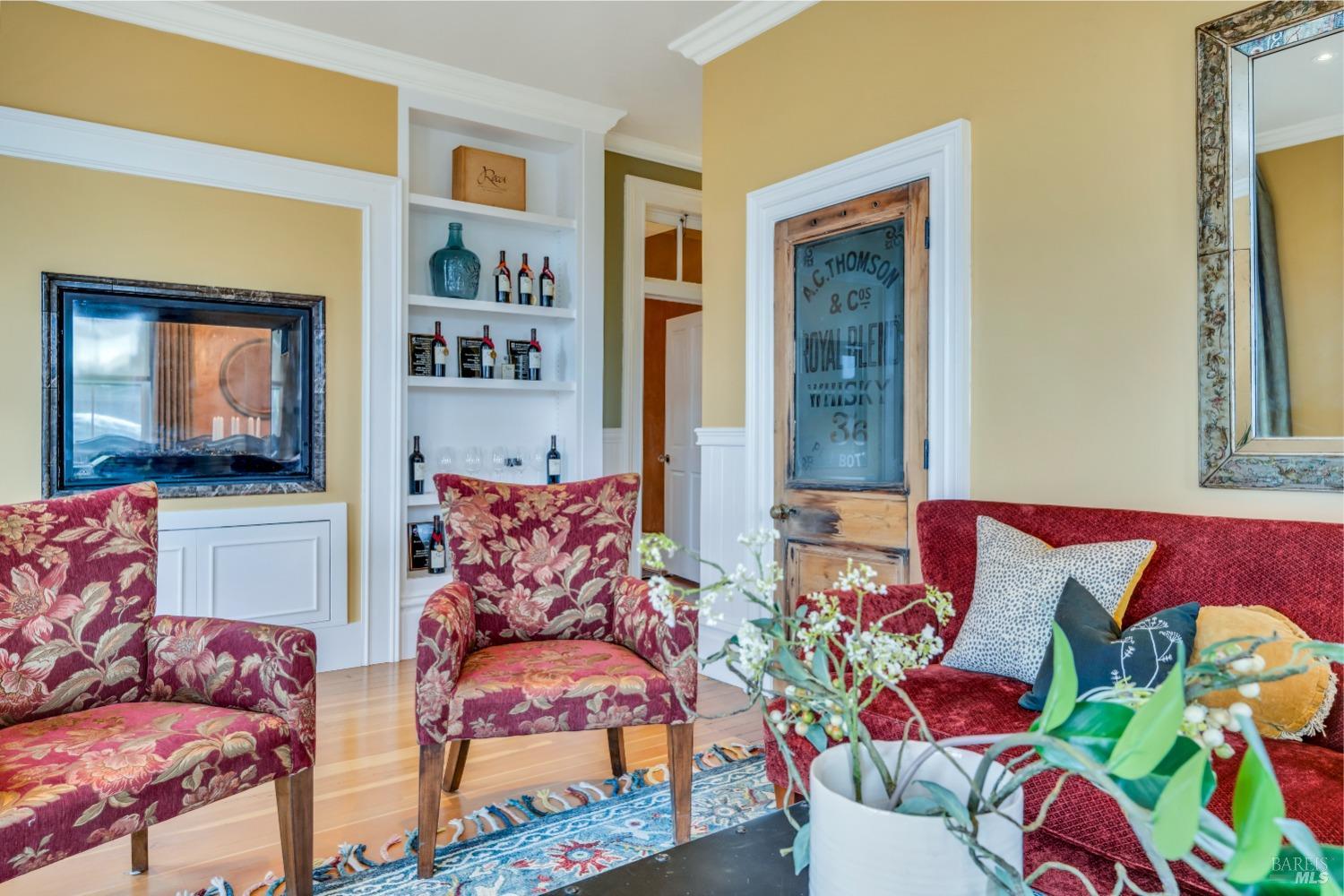 Detail Gallery Image 9 of 38 For 129 Devlin Rd, Napa,  CA 94558 - – Beds | – Baths