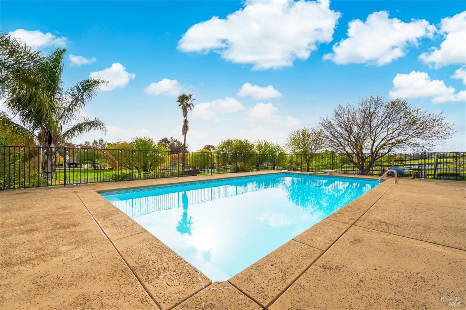 Detail Gallery Image 67 of 99 For 4265 Summerwood Ct, Vacaville,  CA 95688 - 4 Beds | 3/1 Baths