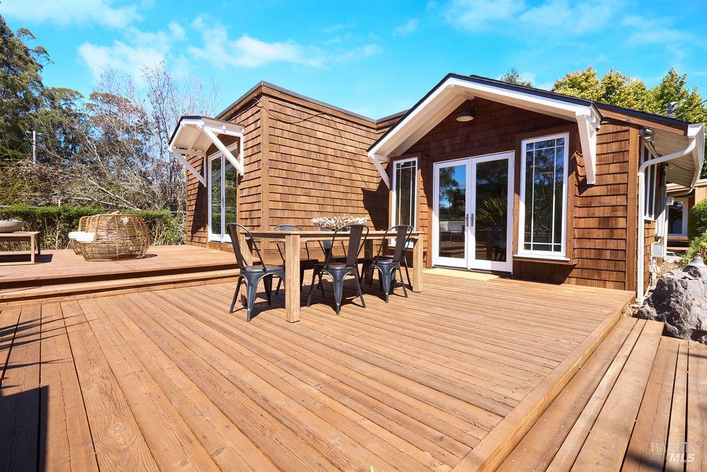 Detail Gallery Image 1 of 56 For 130 Juniper Rd, Bolinas,  CA 94924 - 2 Beds | 1/1 Baths