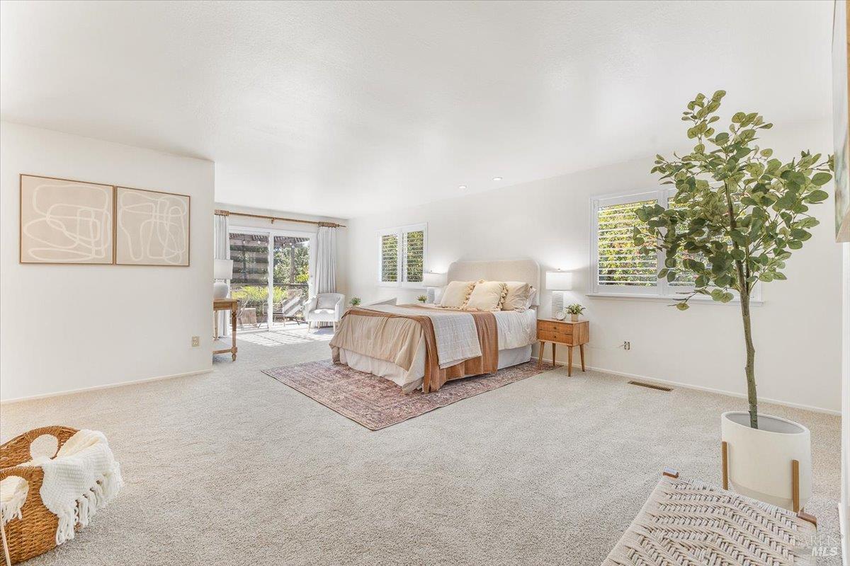 Detail Gallery Image 24 of 60 For 607 Scotland Dr, Santa Rosa,  CA 95409 - 3 Beds | 2/1 Baths