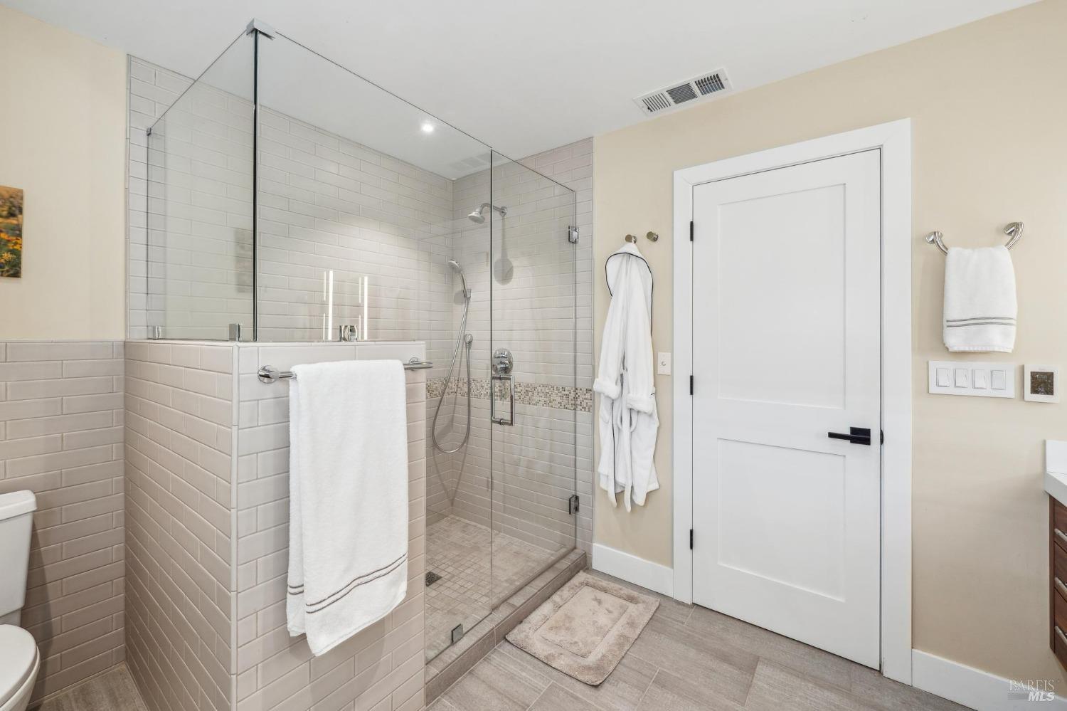 Detail Gallery Image 18 of 31 For 1554 Centennial Cir, Calistoga,  CA 94515 - 3 Beds | 2/1 Baths